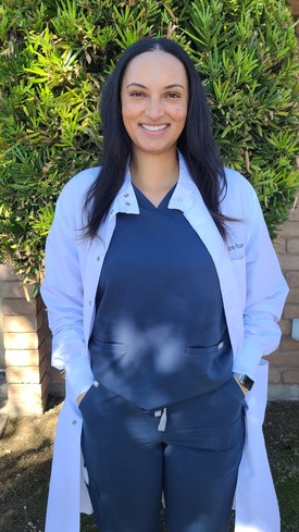 Portrait of Dr Victoria Rouse,